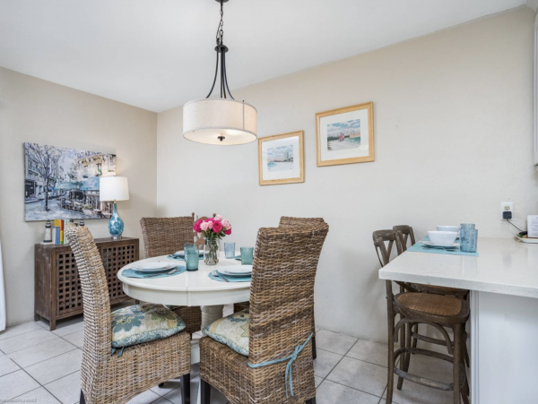 On Beach Siesta Key Vacation Condo Two Bedrolom Sleeps 8